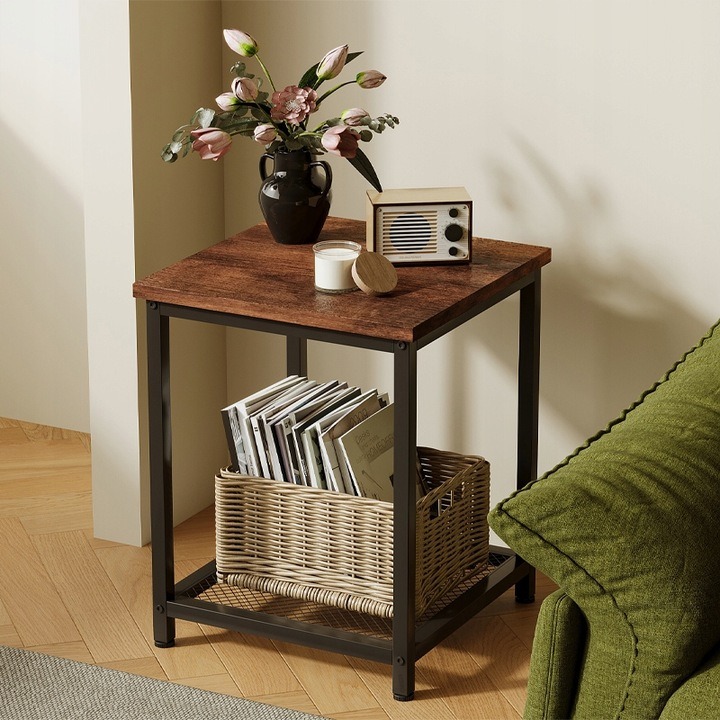 STOLIK-KAWOWY-KWADRATOWY-POMOCNI